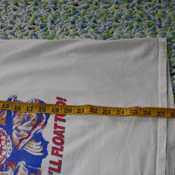 Pennywise Clown IT Graphic T-shirt Size M - Picture 6 of 8